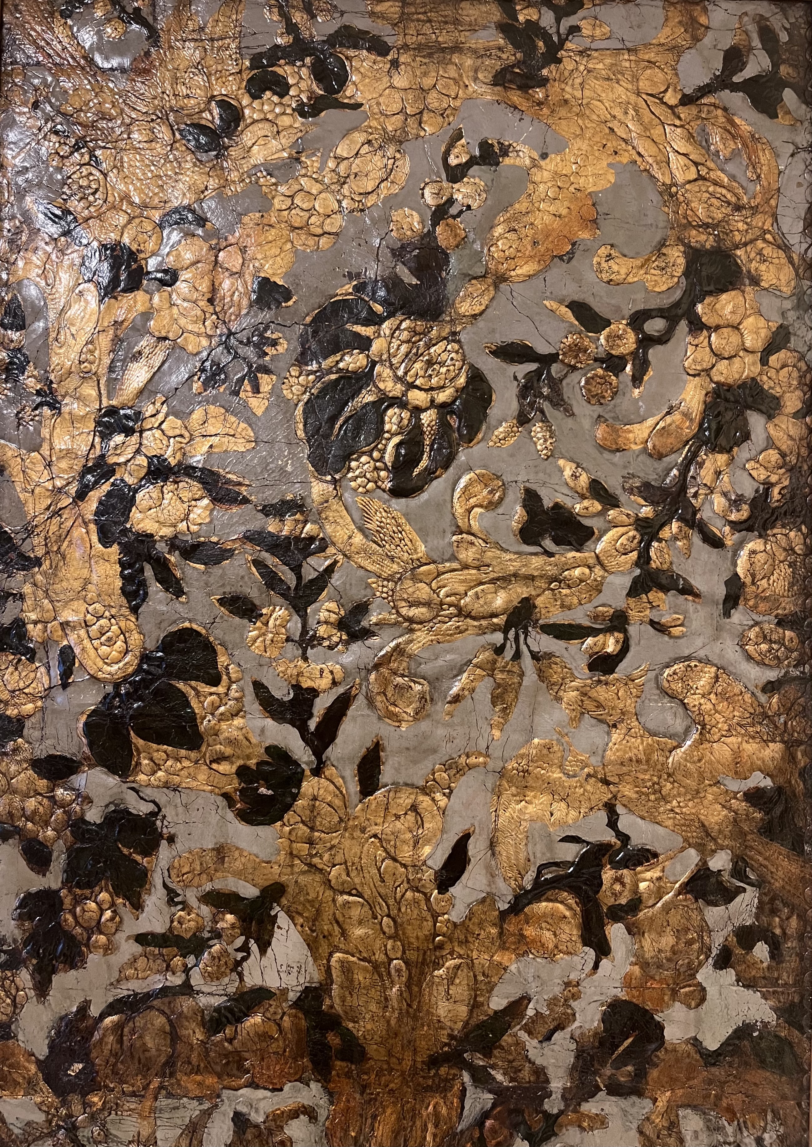 Parato in Cuoio Dorato
